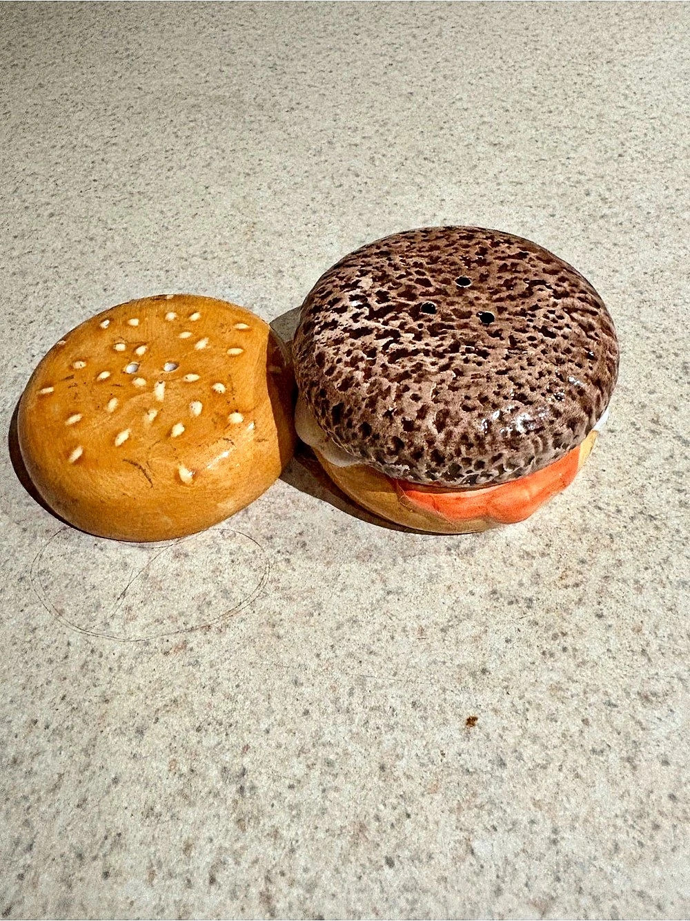 Burger-Shaped Decor in Brown & Orange Salt and Pepper shaker 1999
